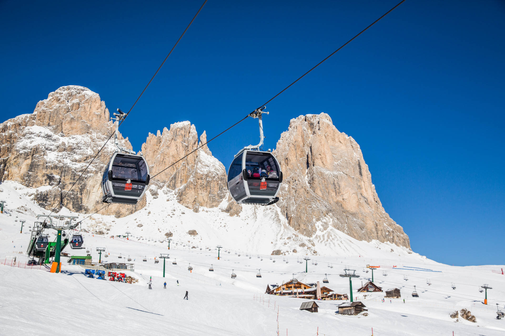 Skipassbüro Campitello Di Fassa Skipassbüro Campitello Di Fassa
